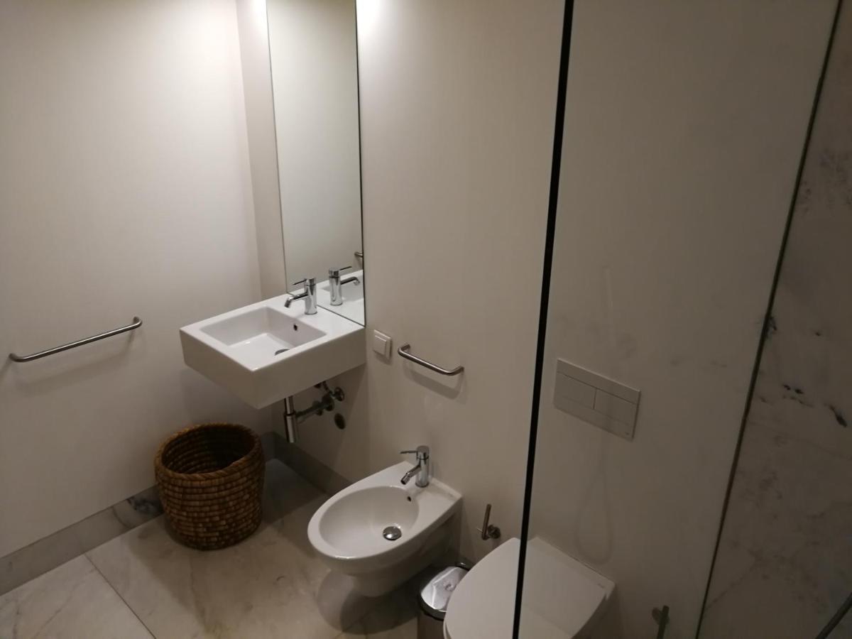 Chiado Downtown Apartment ลิสบอน ภายนอก รูปภาพ