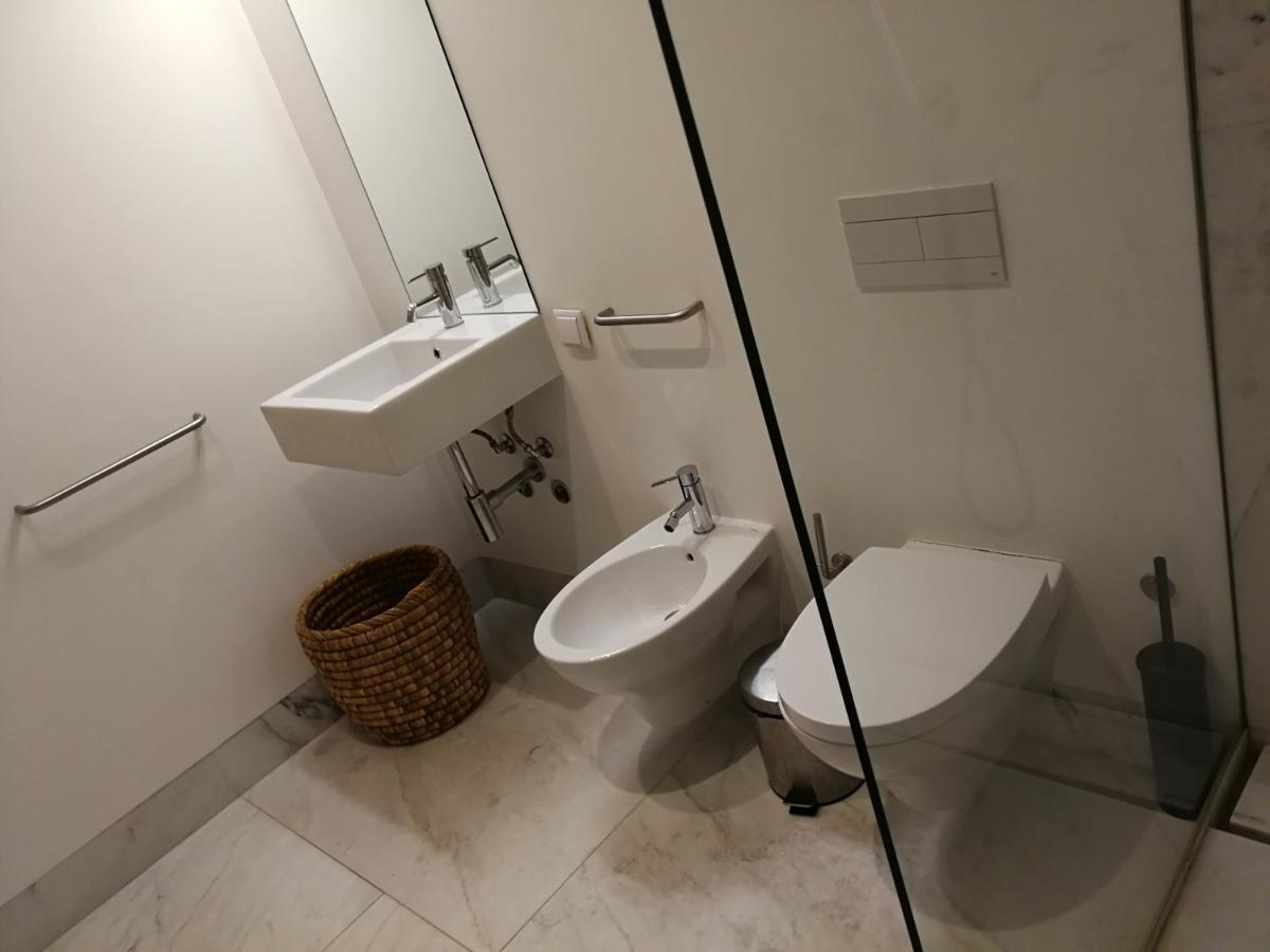 Chiado Downtown Apartment ลิสบอน ภายนอก รูปภาพ